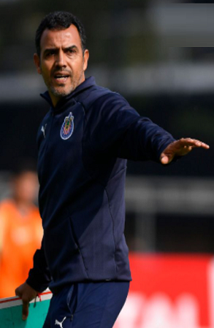 Ricardo Cadena es confirmado como DT de Chivas