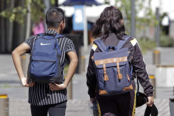 Congreso de Puebla: Operativo Mochila debe realizarse en casa para no vulnerar derechos de alumnos
