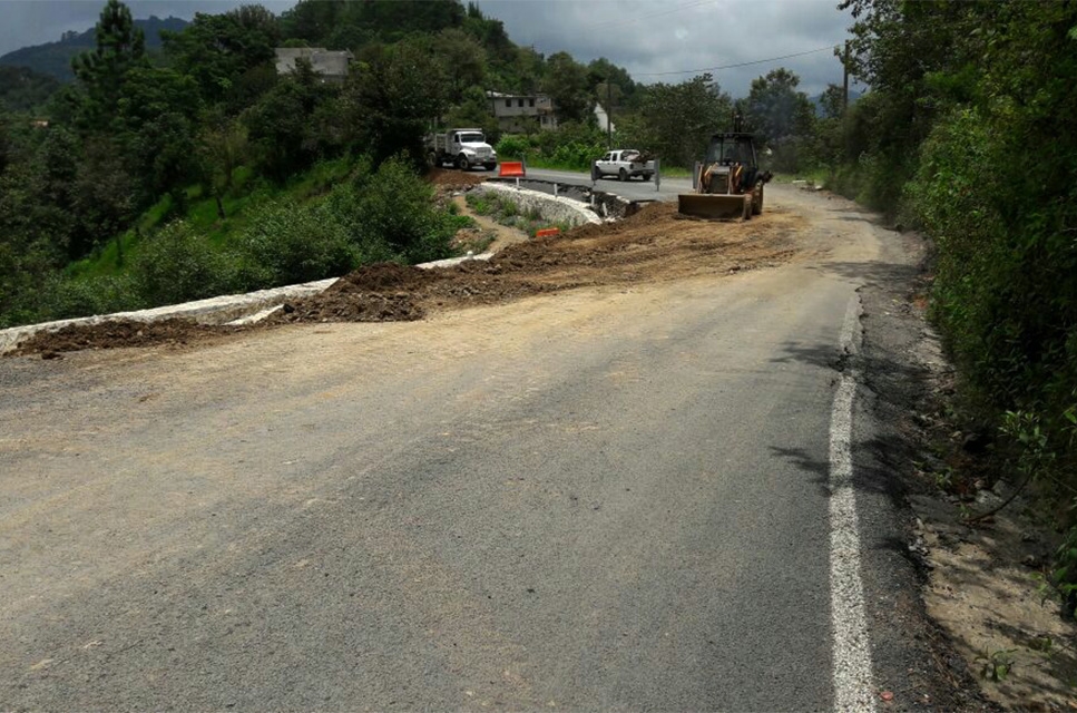 Cierre temporal de la carretera Huauchinango-Naupan por afectaciones