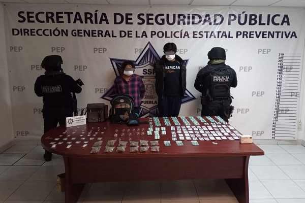 Capturan en Coronango a sujetos con más de mil pastillas psicotrópicas