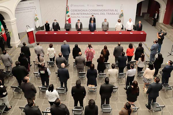 Democracia y libertad sindical en Puebla, destaca el secretario del Trabajo