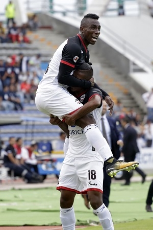 Lobos BUAP: Julián Quiñones, hasta cuatro semanas fuera
