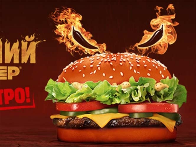 Lanzan Trump Burger en Rusia, sin salsa mexicana