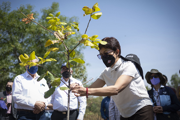 Rectora de la BUAP celebra 35 aniversario del Jardín Botánico Universitario