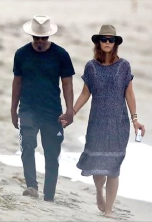 Katie Holmes y Jamie Foxx, confirman romance con fotografía