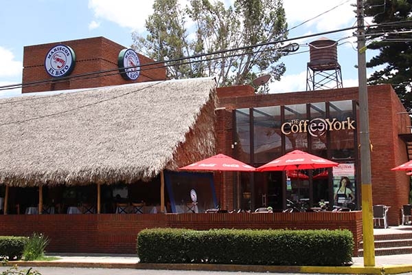 Restauranteros poblanos invertirán hasta 2 mdp en reforzar seguridad en temporada decembrina