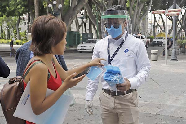 Con trabajo comunitario sancionarán en Puebla a quien no use cubrebocas