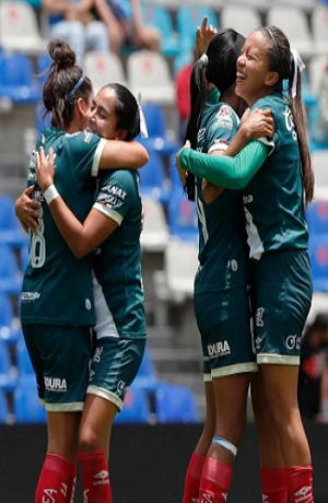 Puebla Femenil visita a Tuzas del Pachuca