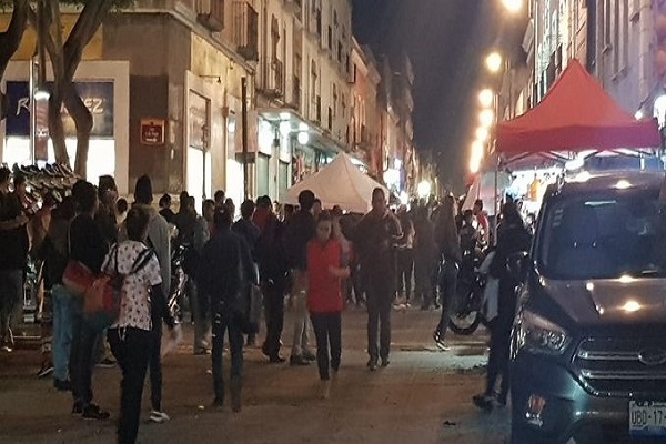 Riña entre ambulantes alertó a ciudadanos en el centro de Puebla