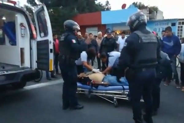 Sigue búsqueda de camioneta robada con mujeres y niños en Texmelucan