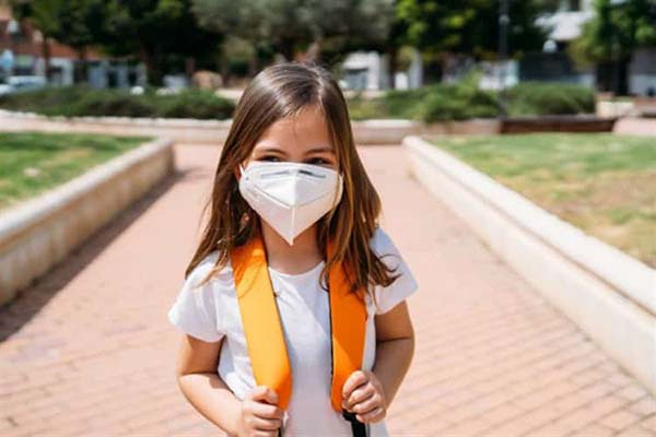 Regreso a las aulas: niños deben llevar otro cubrebocas de repuesto
