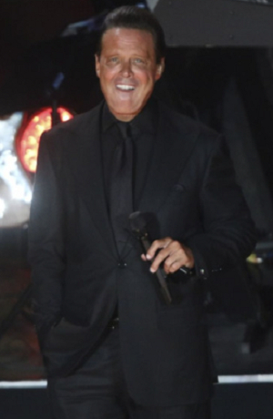 Luis Miguel habría roto su compromiso con Paloma Cuevas