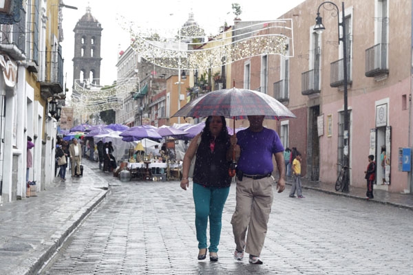 Pronóstico de lluvia fuerte para Puebla este viernes, reporta SMN