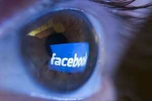 Envenenó a su hija para ser popular en Facebook
