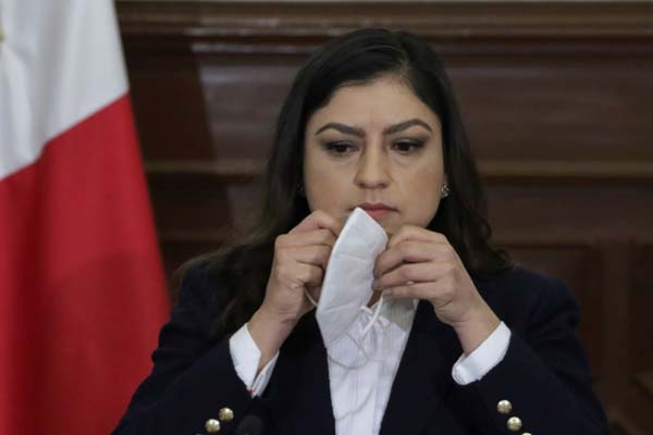 Congreso de Puebla llama a cuentas a Claudia Rivera; ella responde: “Defenderé autonomía municipal”