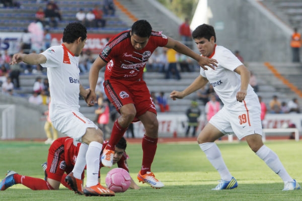 Lobos BUAP no da una, cayó 2-0 ante Delfines
