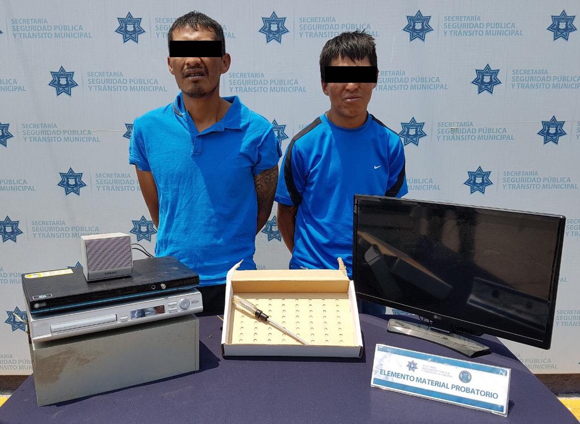 Dictan prisión preventiva contra pareja de ladrones en Puebla