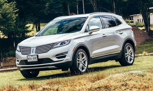 Ford pone a prueba el modelo Lincoln MKC