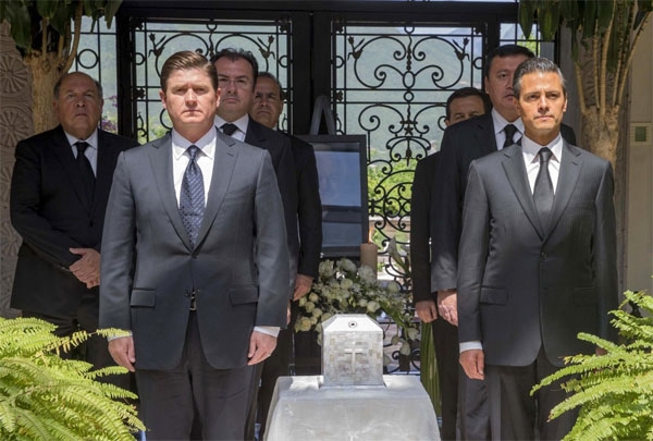 Peña Nieto elogia trayectoria del empresario Lorenzo Zambrano