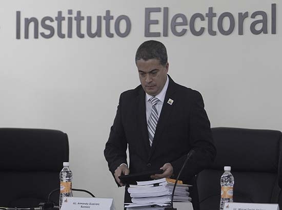 Consejeros del IEE descartan bono por extinción del organismo