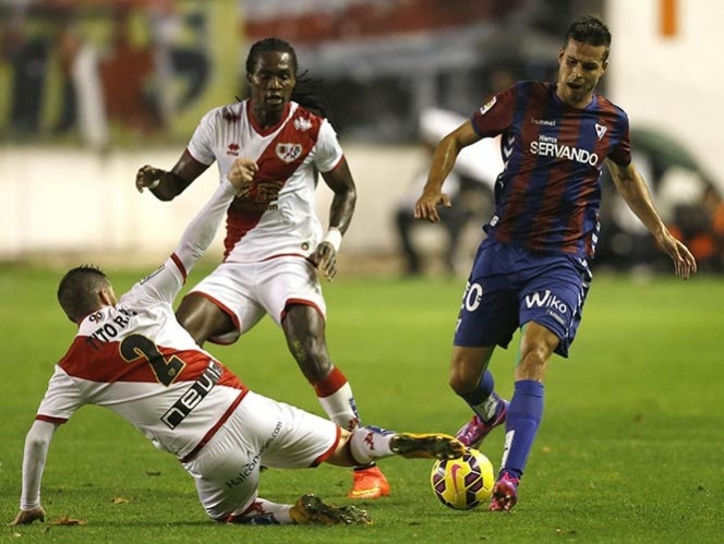 Aquino jugó en derrota del Rayo Vallecano ante Eíbar