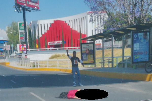 Mujer intenta suicidarse arrojándose de lo alto del Distribuidor Vial 485