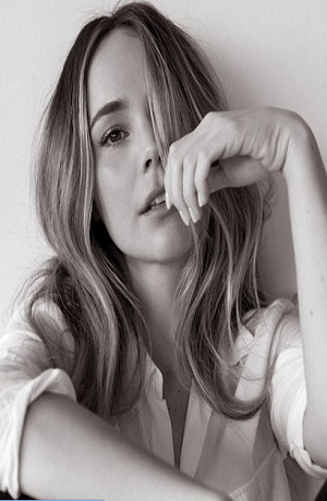 Camila Sodi cautiva con su cambio de look en redes sociales
