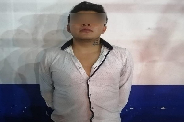 SSP asegura a sujeto que vendía droga en inmediaciones del Hospital del Niño Poblano