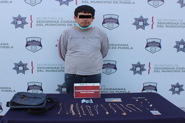 Robó al interior de una vivienda y policías lo capturaron en la colonia Anzures