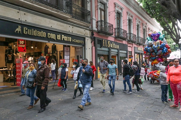 Claudia Rivera reduce horario de negocios del 19 de diciembre al 10 de enero