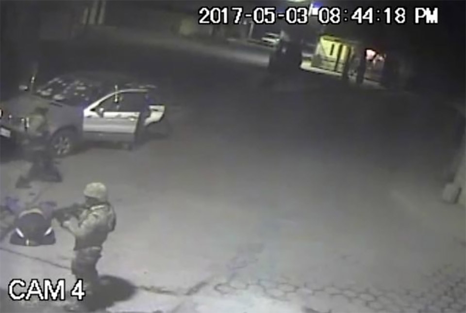 Admiten video y arrestan a sargento por ejecución en Palmarito