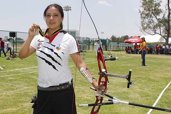Universiada 2014: Tania Guerrero, de la BUAP, medalla de oro en tiro con arco