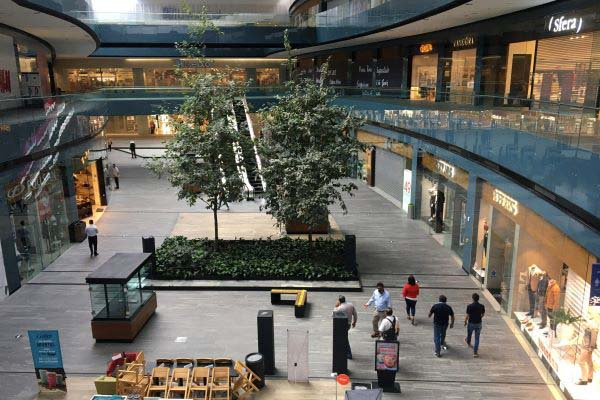 Con aforo del 30% se reactivan industria, comercio y servicios en Puebla