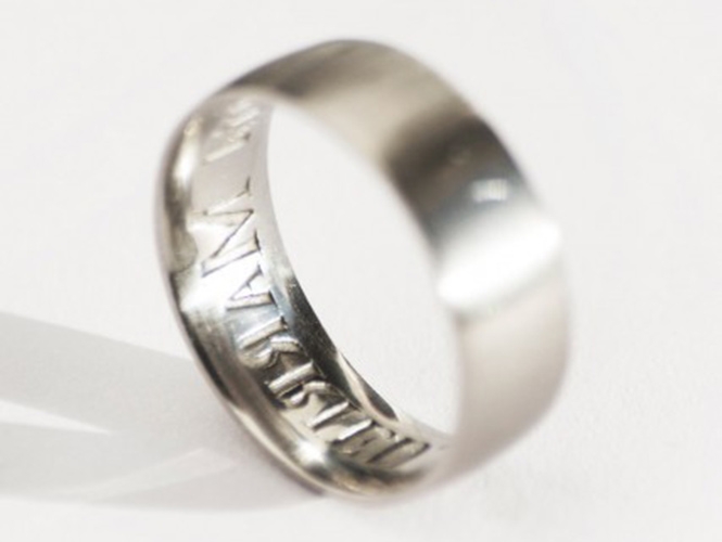 ¿Te ponen el cuerno? Colócale a tu pareja el anillo anti infieles