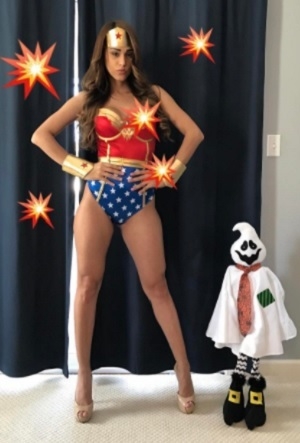 Yanet García regresó con atrevida selfie en lencería