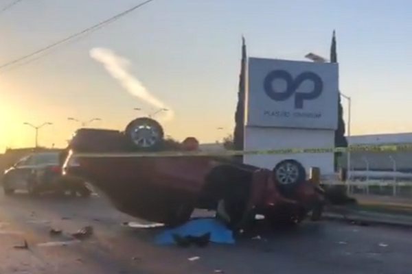 Muere mujer en volcadura sobre la autopista Puebla-Orizaba; dos lesionados