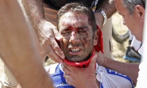 VIDEO: Caída masiva marcó la tercera etapa del Tour de Francia