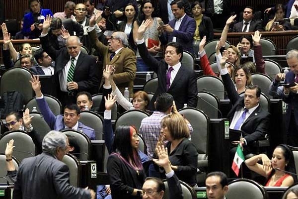 Esto cobrarán diputados federales por aguinaldo y dieta