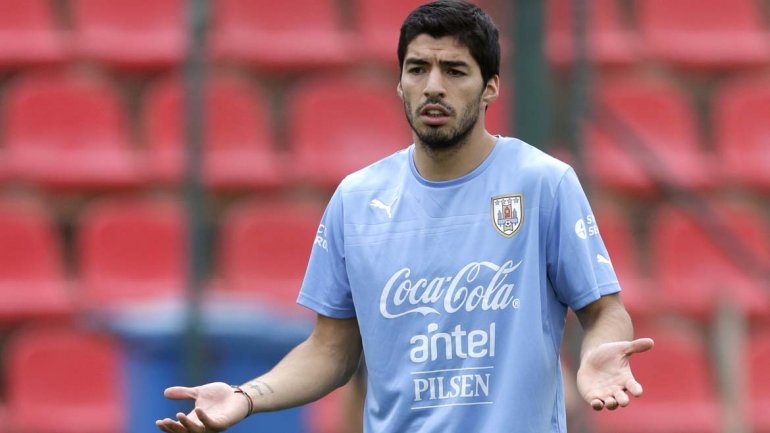 FIFA aclara que Luis Suárez puede entrenar y ficharse con cualquier equipo