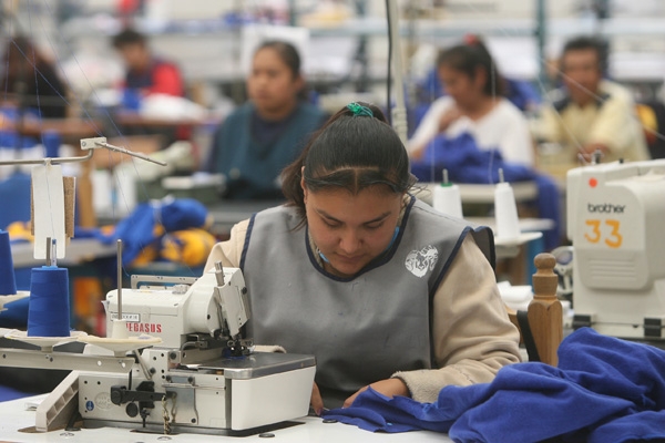 Seis de cada 10 empleados ganan menos de 6 mil pesos al mes