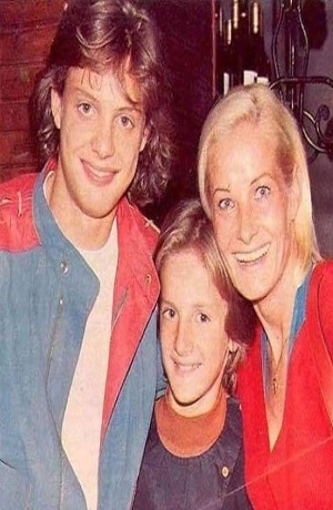 Luis Miguel: Viuda de ex representante sabe qué sucedió con Marcela Basteri