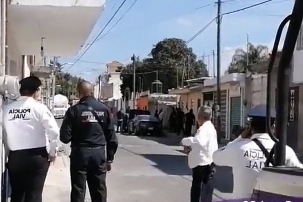 Hallan cadáver desmembrado al interior de un vehículo en Atlixco; hay cuatro detenidos