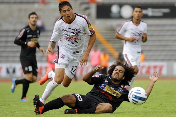 Lobos BUAP goleó 3-0 a Dorados de Sinaloa con gran actuación de Diego Jiménez