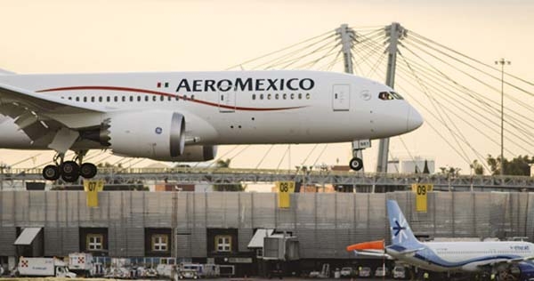 Japonés muere en un vuelo que salió de CDMX por ingerir 246 paquetes de cocaína