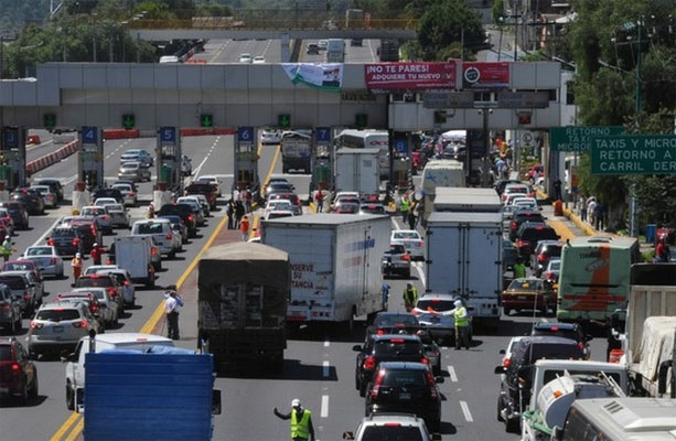 Cambios en dispositivos IAVE causa confusión y retrasos en casetas