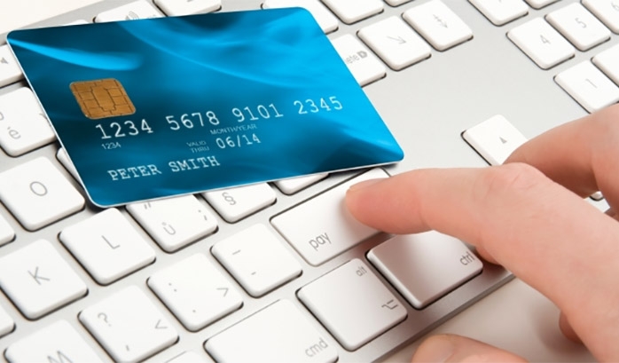 Fíjate bien antes de contratar un crédito por Internet