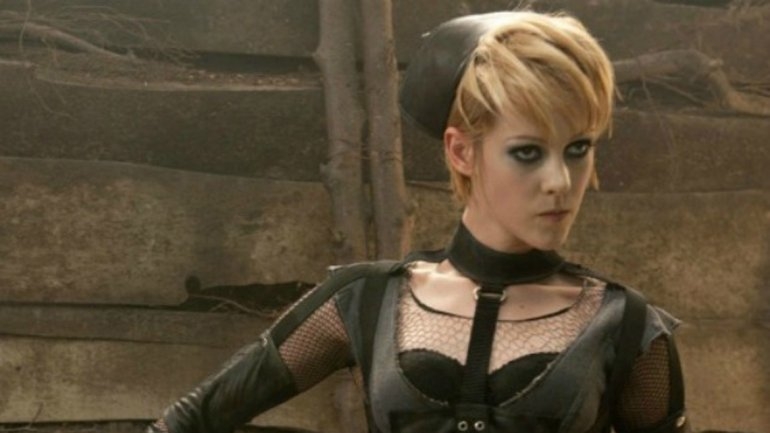 Robin será mujer en el filme Batman vs Superman