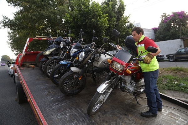 Puebla no es Colombia, señala Barbosa ante propuesta de identificar motos por colores