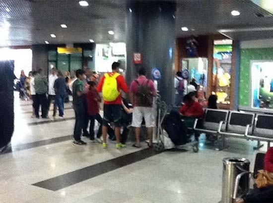 250 mexicanos varados en Recife por fraude de agencia de viajes