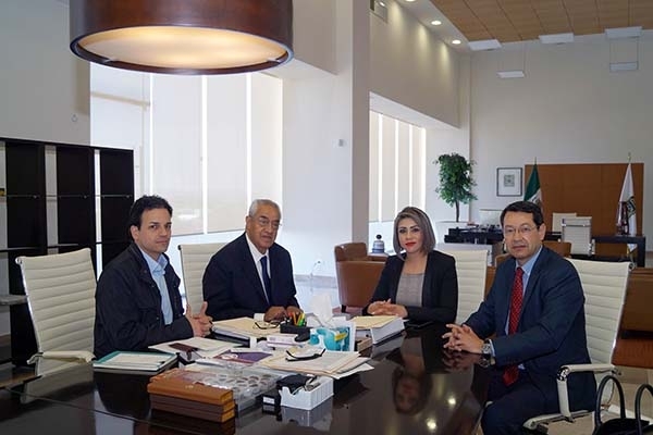 Desde 2012 gobierno no paga alumbrado de Vía Atlixcáyotl: CFE